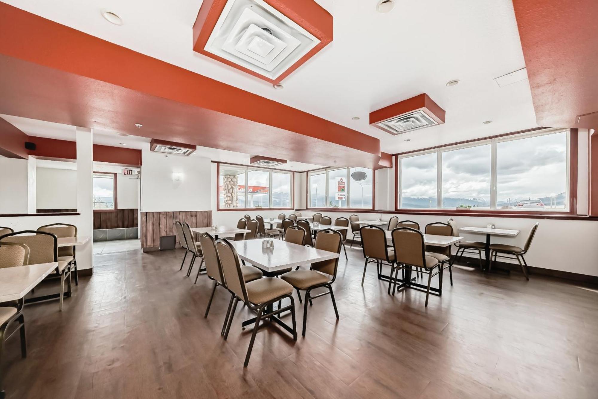 Grande Cache Inn & Suites Dış mekan fotoğraf
