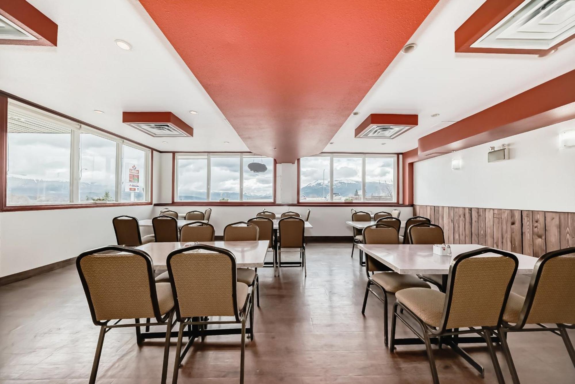 Grande Cache Inn & Suites Dış mekan fotoğraf