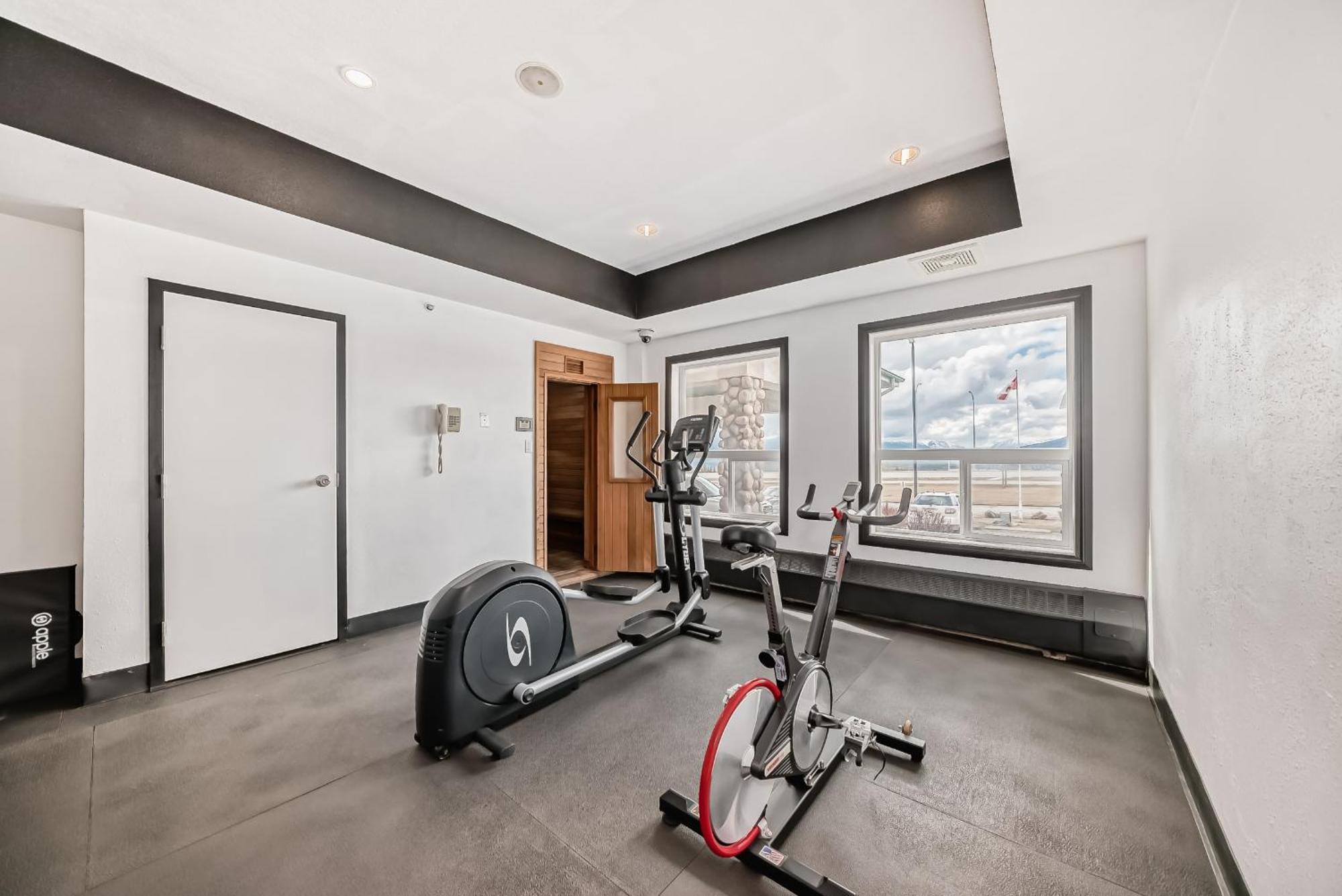 Grande Cache Inn & Suites Dış mekan fotoğraf