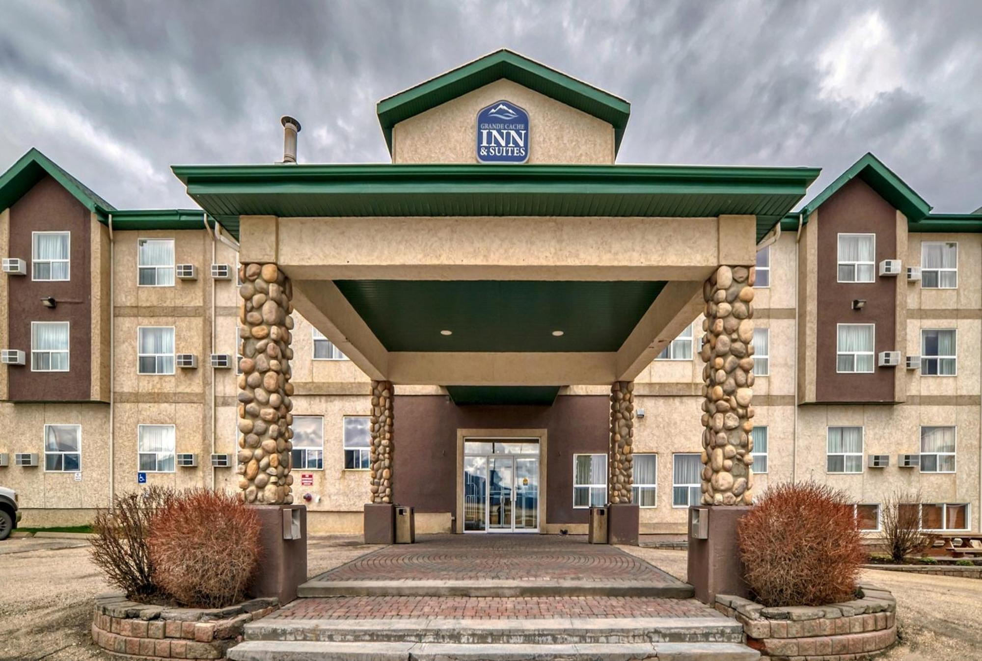 Grande Cache Inn & Suites Dış mekan fotoğraf