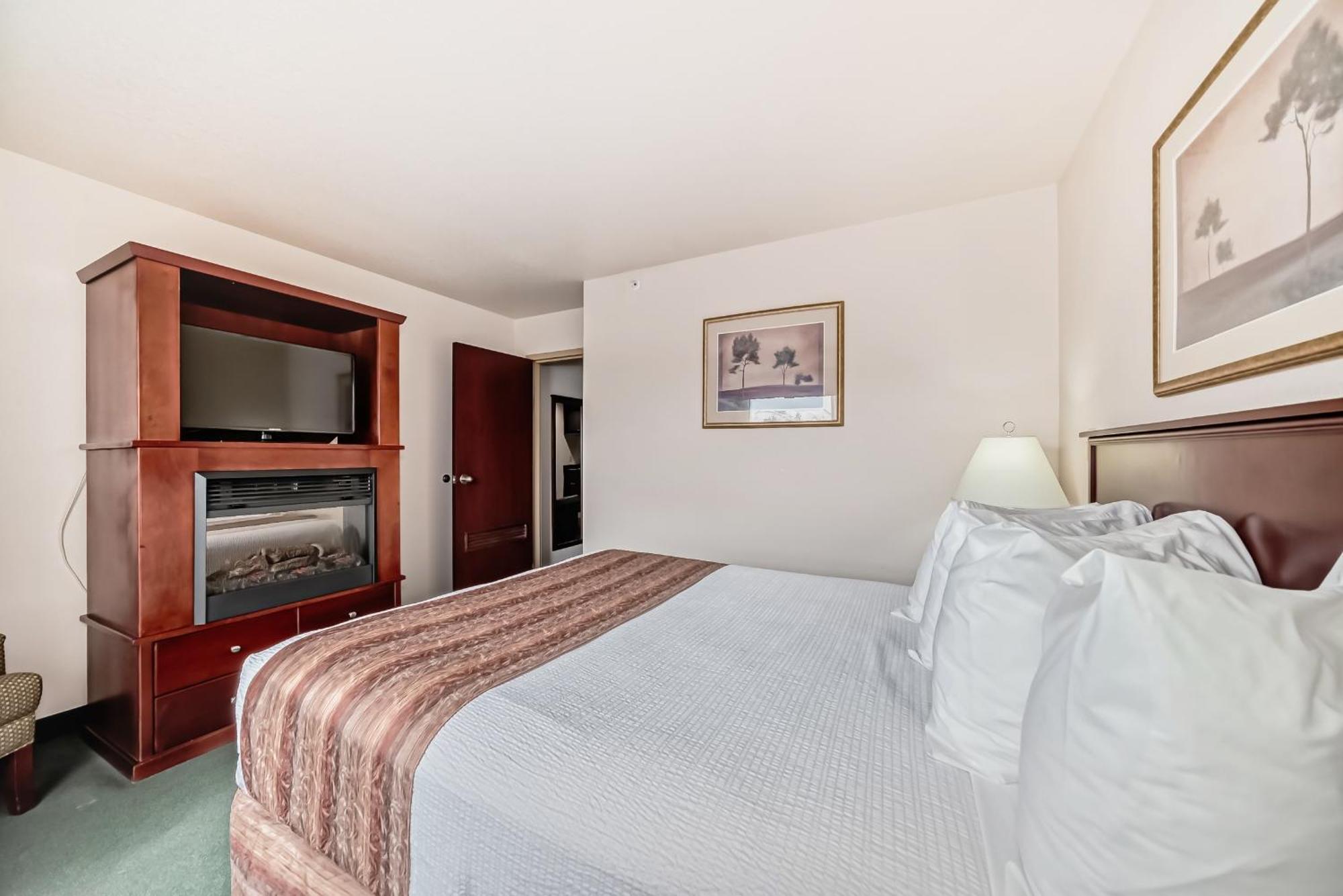 Grande Cache Inn & Suites Dış mekan fotoğraf